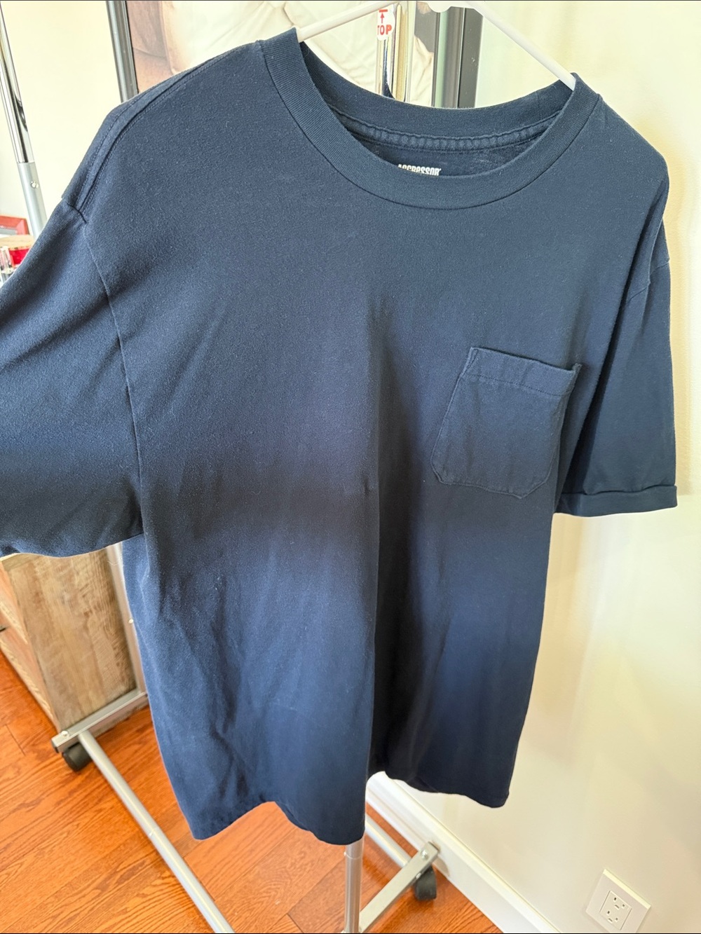 Men's Short Sleeve Pocket Tee in Navy Blue